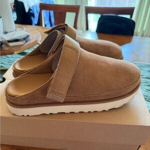 Ugg Chestnut Clogs